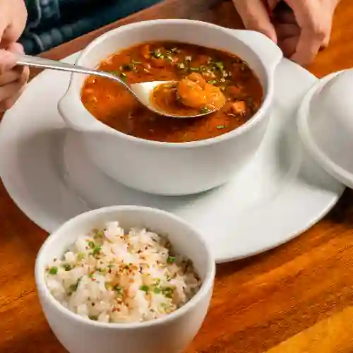 Sopa Gumbo Camarones y Chorizo