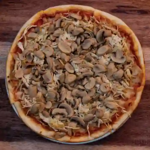 Pizza Pollo y Champiñon