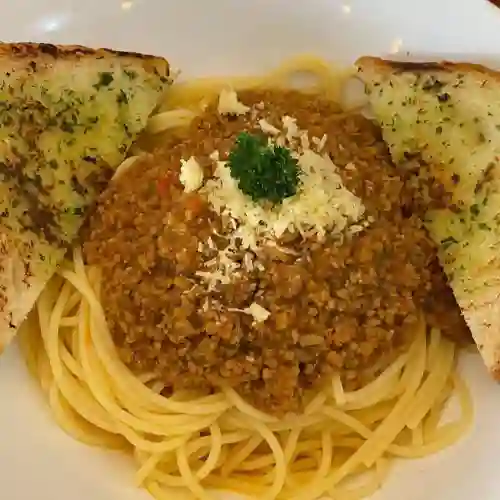 Espaguetis a la Boloñesa