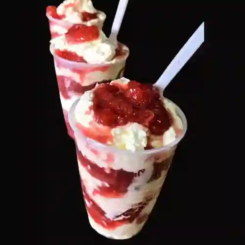 Fresas con Crema Vaso 9 Onzas