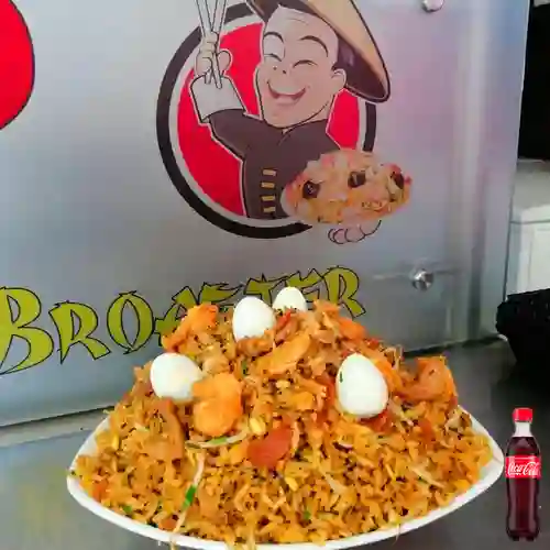 Combo Chow Fan Especial +Cocacola Orig 400ml