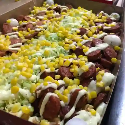 Salchipapa Mamasita Rica 6-7 Personas