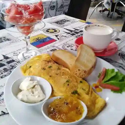 Omelette de Pollo con Champiñon