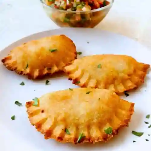 Empanada Pollo Champiñón