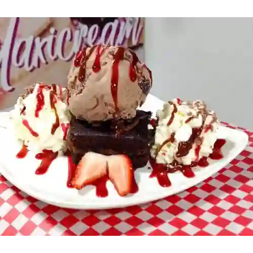 Brownie con Helado