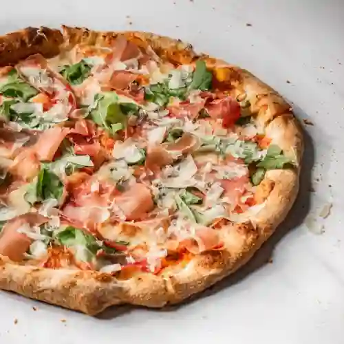Pizza prosciutto