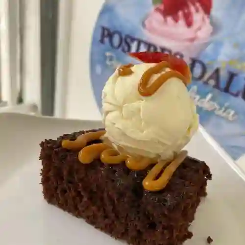 Porción de Torta y Helado