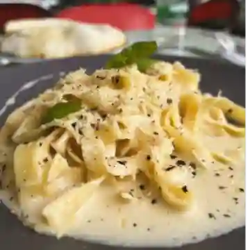 Cacio & Pepe