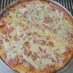 Pizza Tradicional Mediana