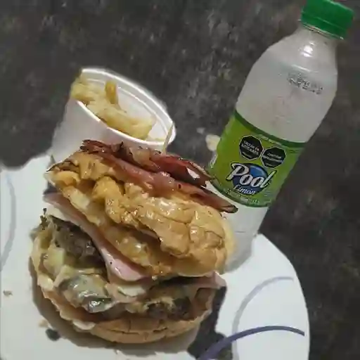 Hamburguesa Doble Papas Gaseosa