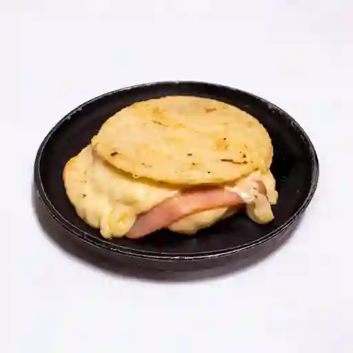 Arepa Jamón y Queso