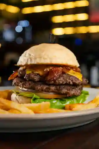 BACON CHEESEBURGER DOBLE CARNE 