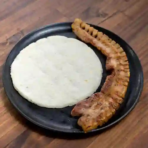 Arepa con Chicharron