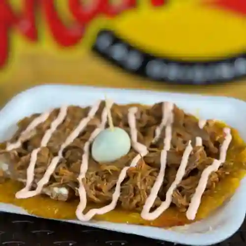 Patacón con Carne