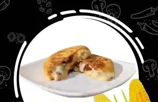 Arepa arequipe y queso