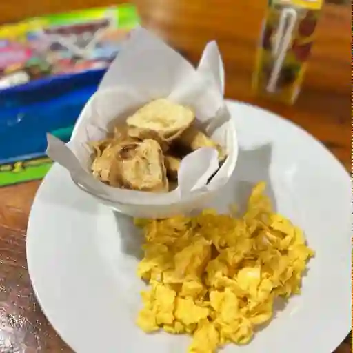 Desayuno infantil de huevos al gusto