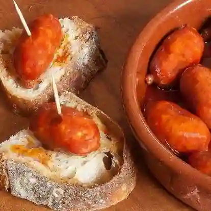 Chorizo Riojano con Tomate