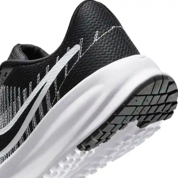 Nike Tenis Run Defy Para Correr de Hombre Color Negro Talla 10.5