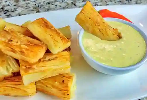Yuquitas con Sour Cream