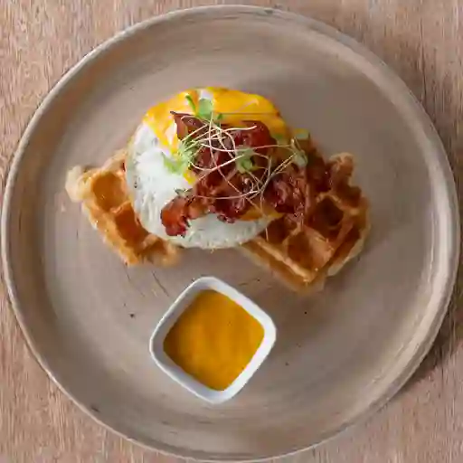 Waffleyuca con huevo