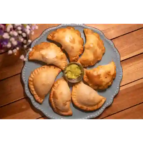 Empanada de Caprese
