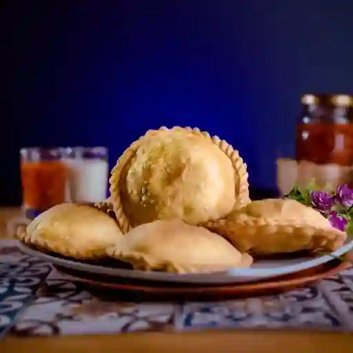 Caja X 10 Empanadas de Trigo