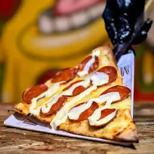 Pizza pepperoni pequeña