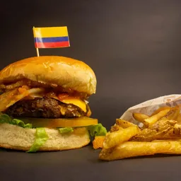 Combo Hamburguesa Colombiana