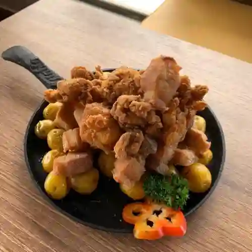 Picada de Chicharrones Mixta Pollo/cerdo