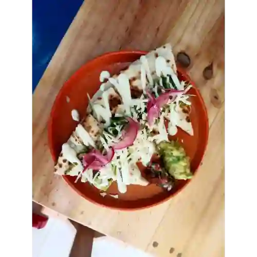 Quesadillas Tinga de Pollo