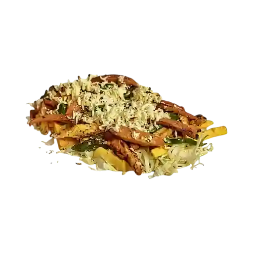 Salchipapa con pollo