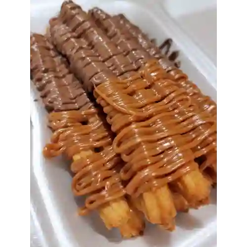 Churro Arequipe y Nutella