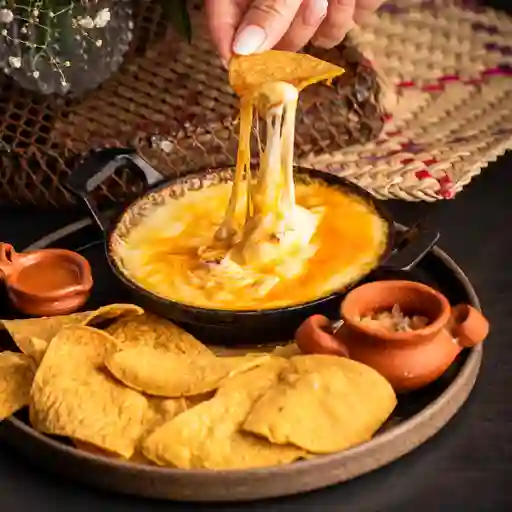 Queso fundido