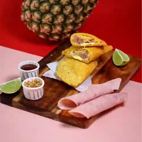 Empanada Hawaiiana