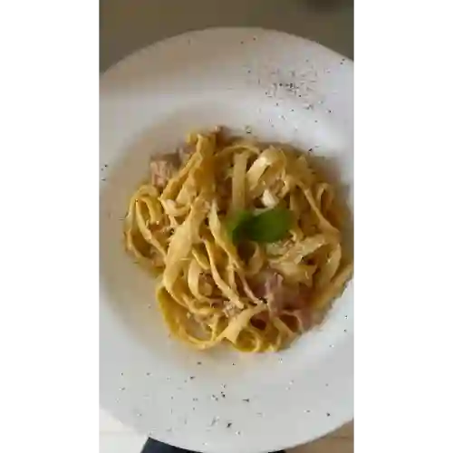 Fettuccine Carbonara