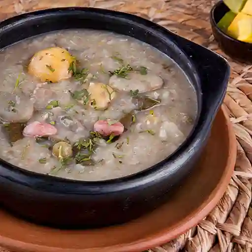 Cuchuco de Trigo con Espinazo