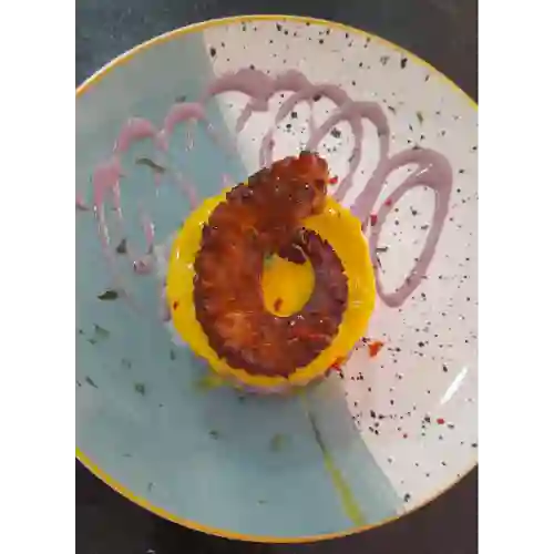 Causa de Pulpo Al Olivo