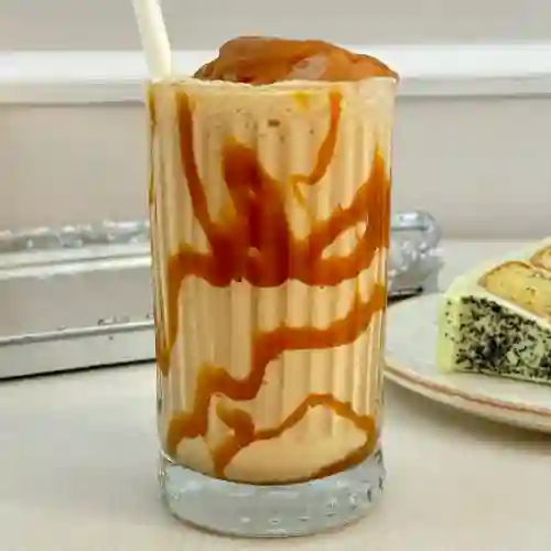 Toffee Chai Frappe 14 Oz