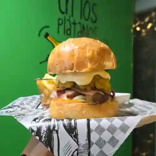 Hamburguesa Madurita y Papas