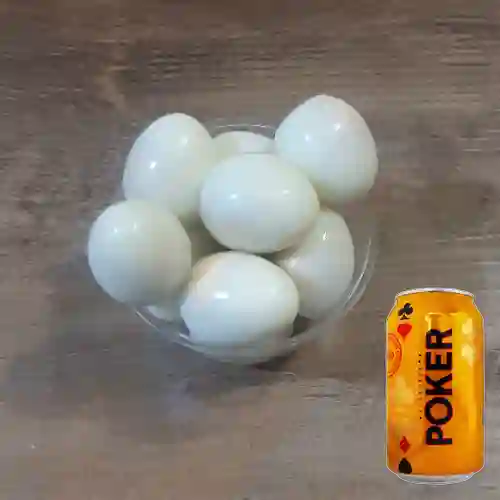 Combo Porción de Huevitos de Codorniz + Poker 355cm^3.
