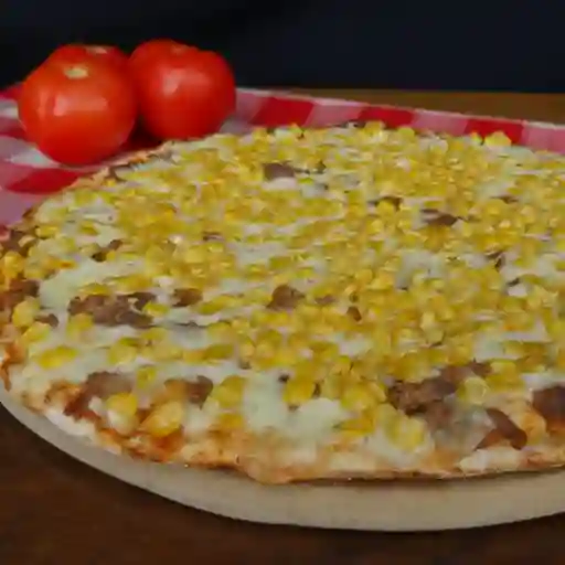 Pizza de 50x50 criolla (8 porciones)