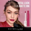 Labial Maybelline SuperStay Matte Ink Revolutionary