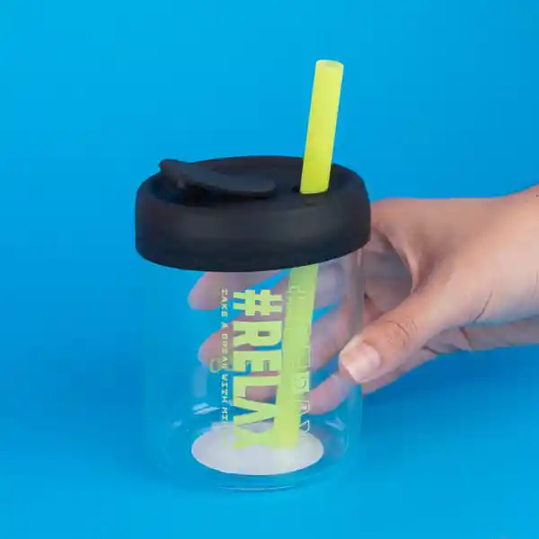 Vaso de Vidrio Con Tapa en Silicona Negro 350 mL Miniso