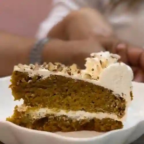 Porción de Torta de Zanahoria