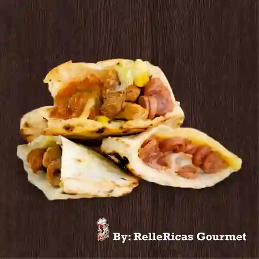 Arepa rellena de 4 ingredientes