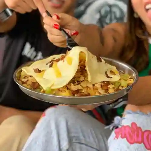 Salchipapa Clasica Tulueña