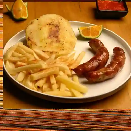 2 Chorizos francesa y arepa de queso