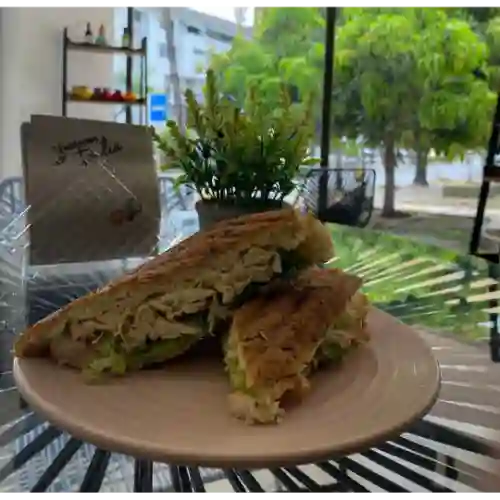 Pollo Desmenuzado