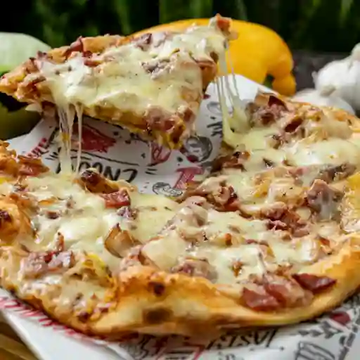 Combinada madurito tocineta y pepperoni
