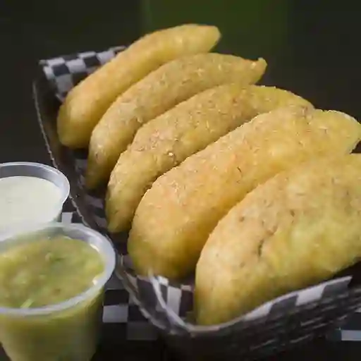 Empanada pollo queso